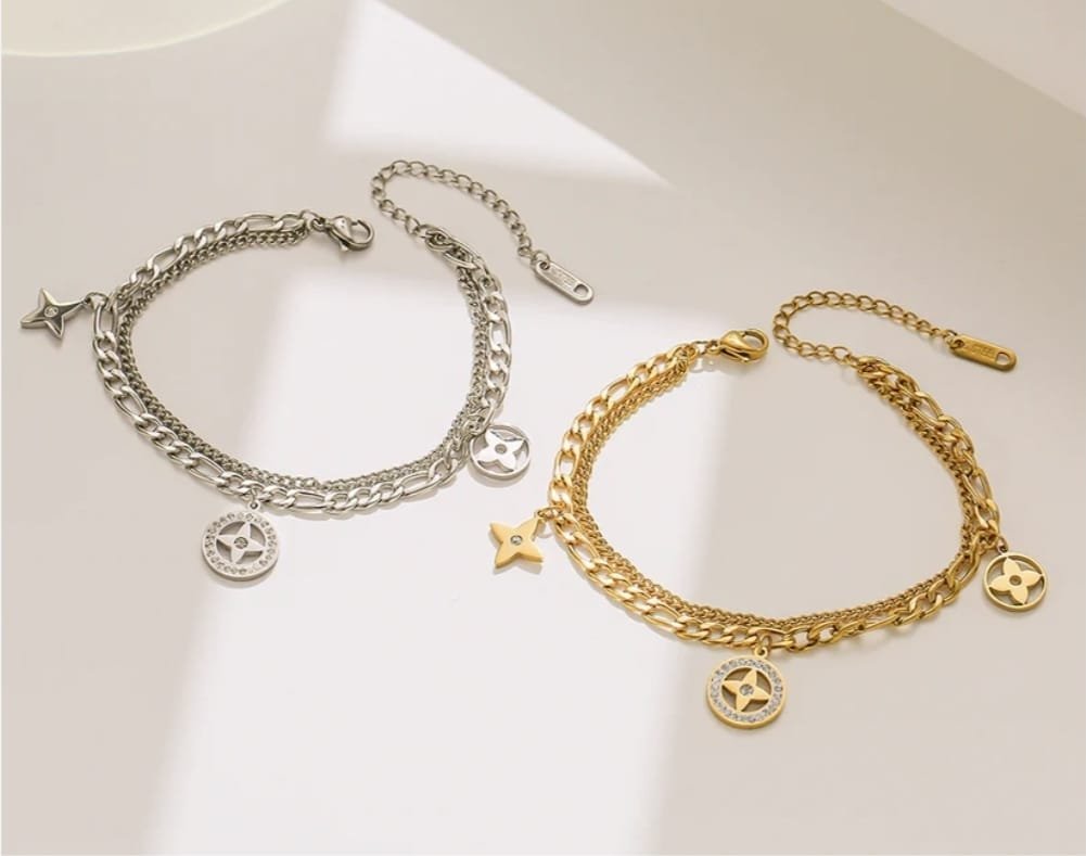 Pulsera Trébol tres colgantes