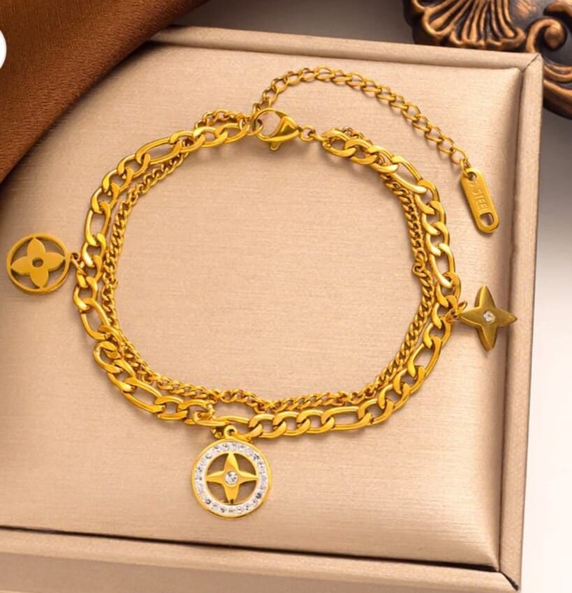 Pulsera Trébol tres colgantes - Imagen 3