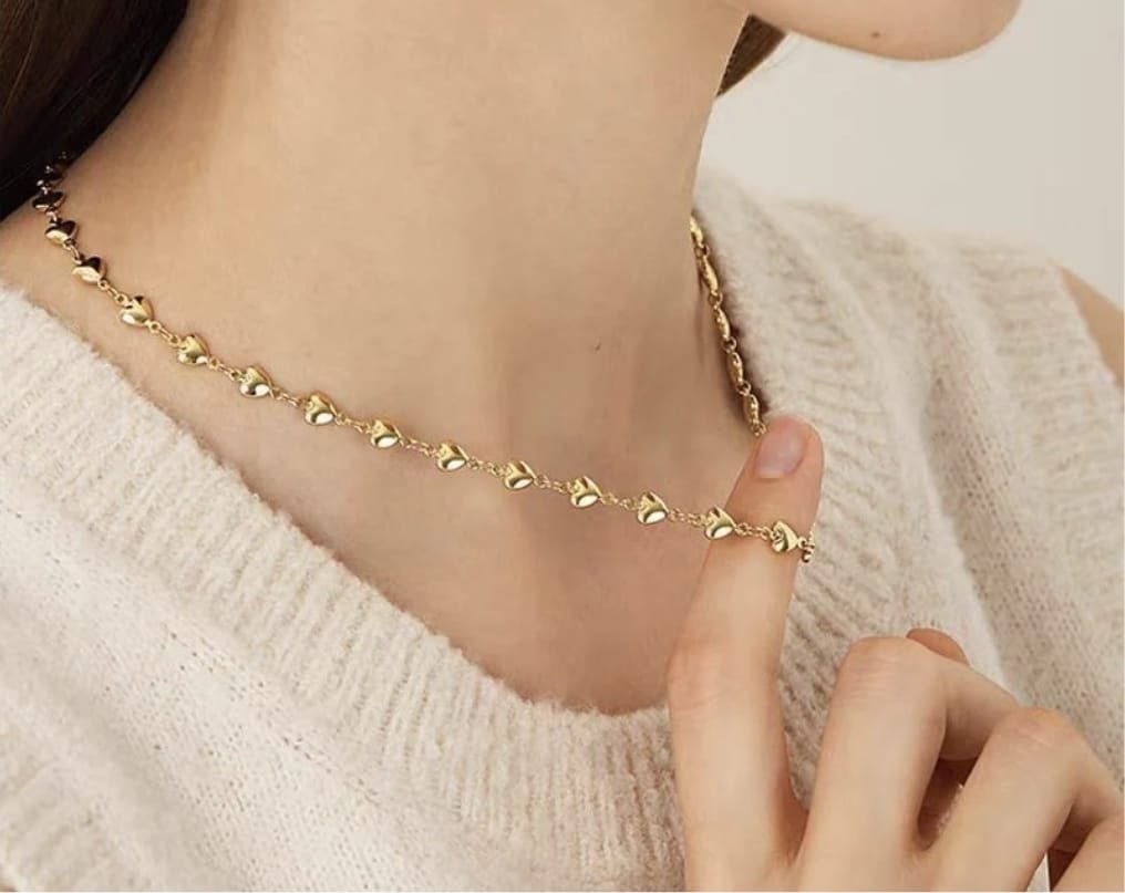 Cadena y pulsera con muchas corazones - Imagen 2