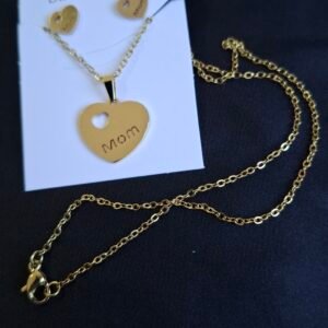 Conjunto "Corazon de mamá"